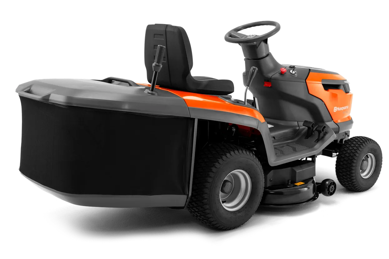 Vue arrière du Husqvarna TC 114 et de son bac de 250 litres