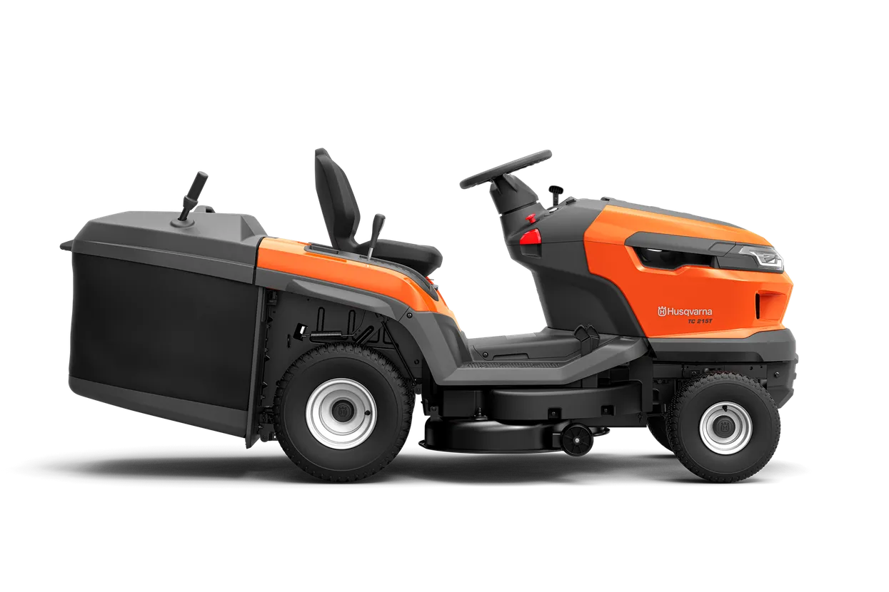 Husqvarna TC 215T et son unité de ramassage arrière