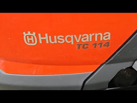 Husqvarna TC 114 en extérieur, image de la vidéo